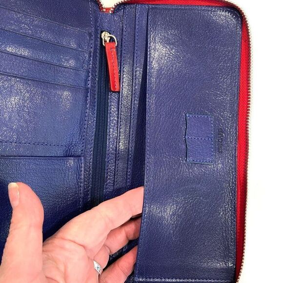 TUSK The Siam Zip Travel Portfolio Wallet Wristlet - Picture 7 of 12